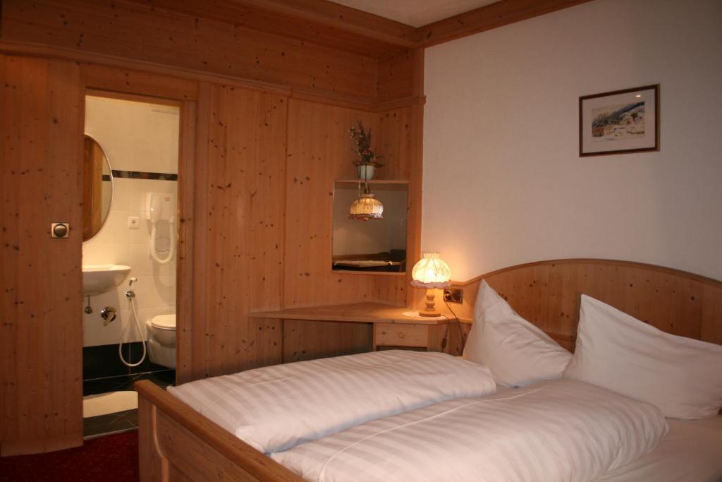 Gasthof Majestic Brixen Kamer foto