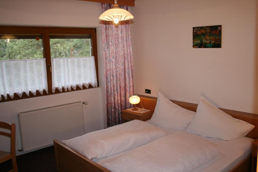 Gasthof Majestic Brixen Kamer foto